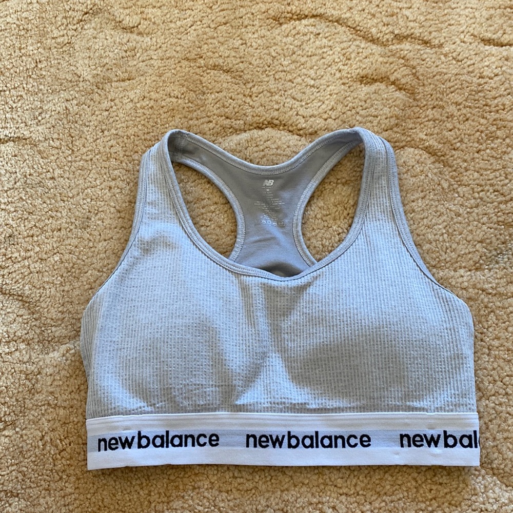 New balance womens size medium sports bra